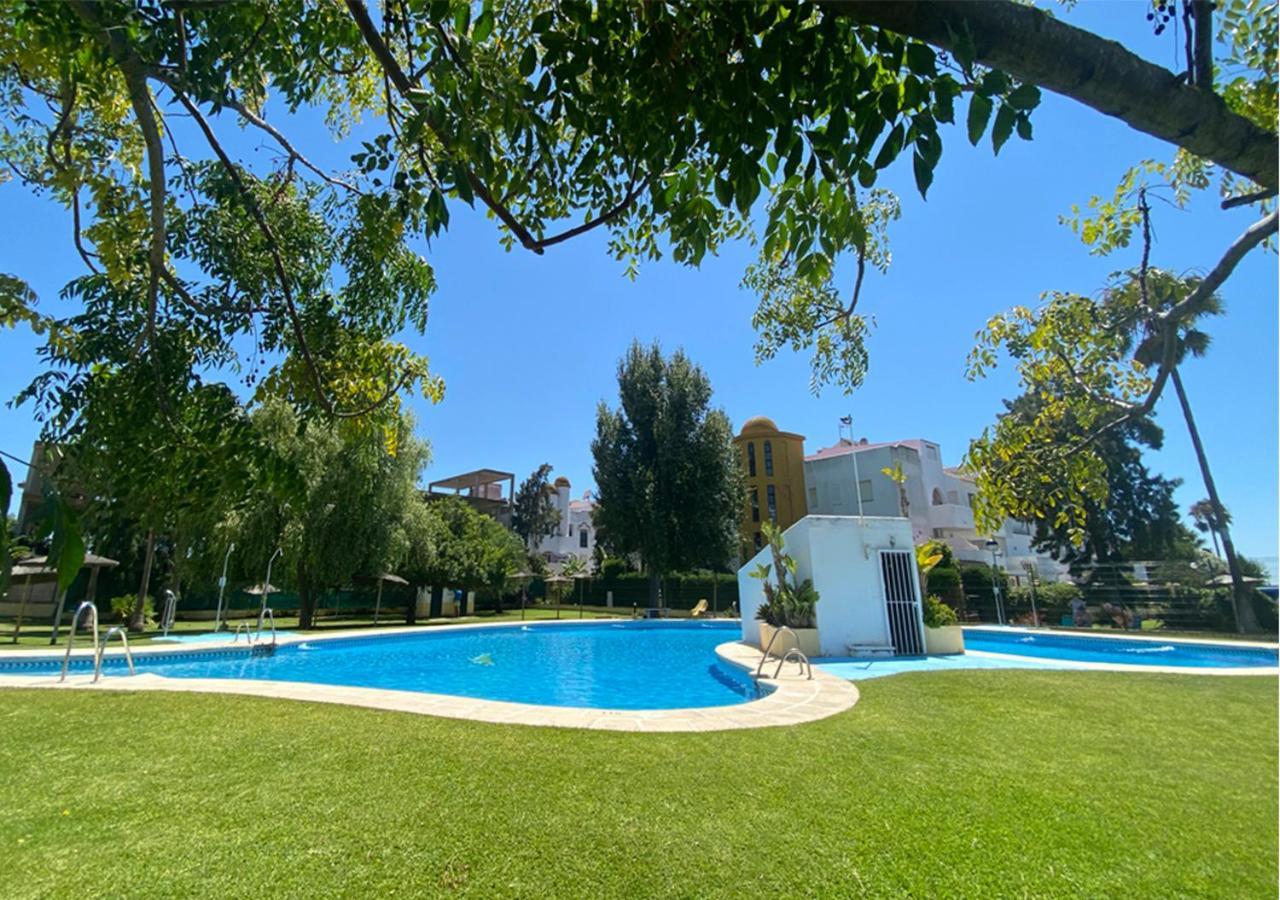 Apartamento En Apartaclub La Barrosa Chiclana de la Frontera Zewnętrze zdjęcie
